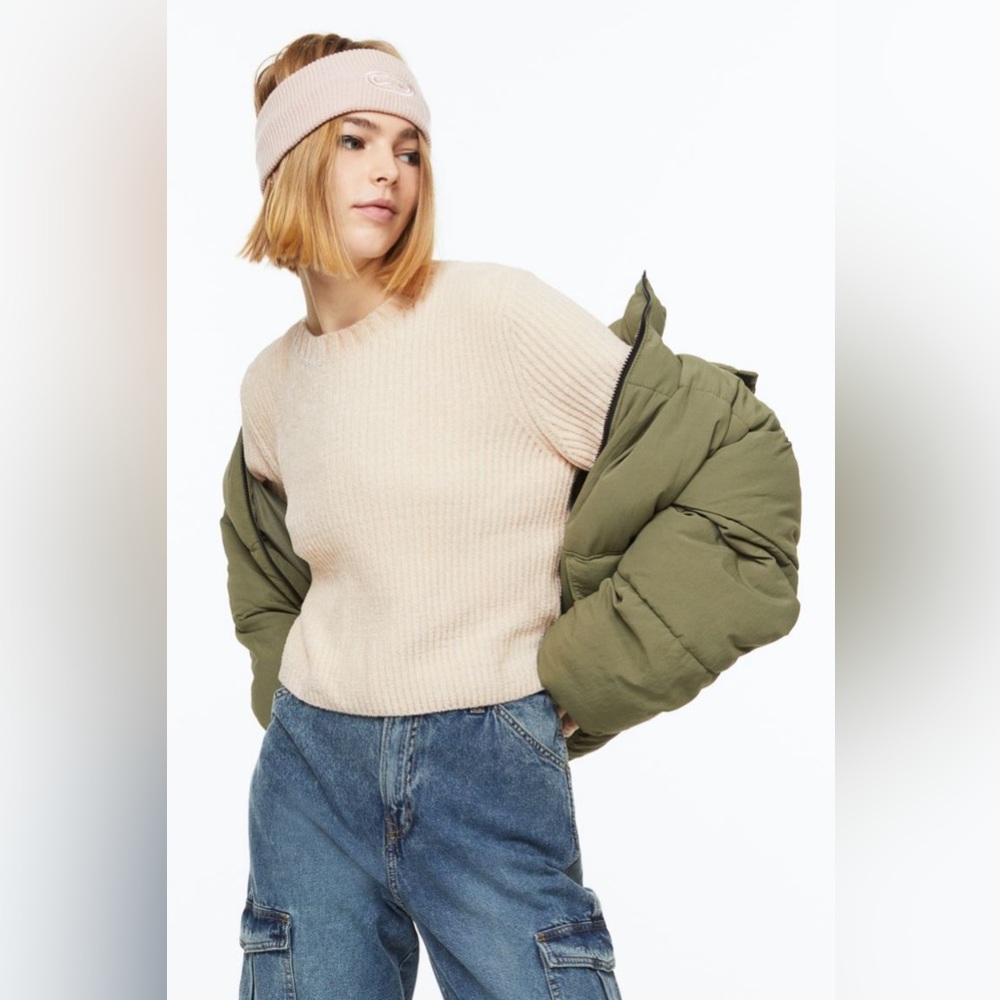 NWOT Rib Knit Sweater - Picture 4 of 7